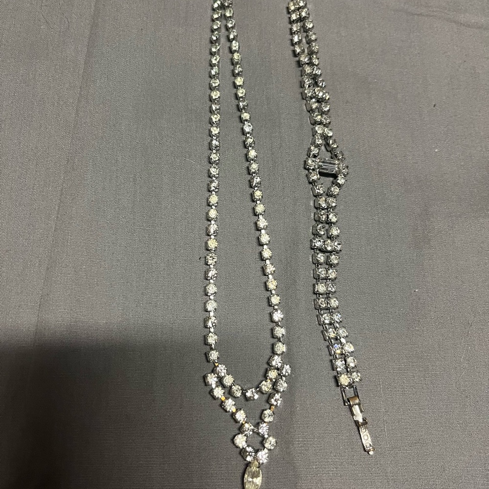 Bundle 2 pieces. Vintage art deco Elegant Silver Necklace and Bracelet Set